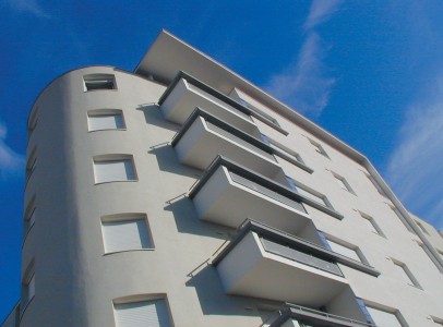 Etanchéité liquide pour les balcons et loggias en Zolpan, gamme Revalpa