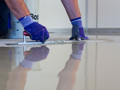 Préparation support sol avant ragréage ou réagréage intérieur, fournisseur Bostik, point de vente Zolpan
