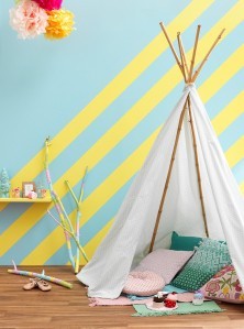 Tipi pour enfant qui illustre la peinture Zolpan collection Nuances Enfantines "les petits gourmands"